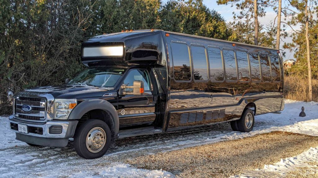 Toronto Pearson Airport Limousine