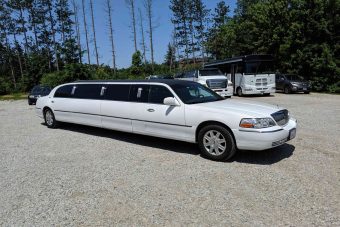 Rent a Limo in Toronto